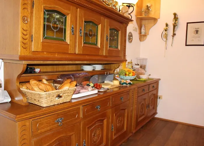 Farm stay Biobauernhof Hoellerbauer *