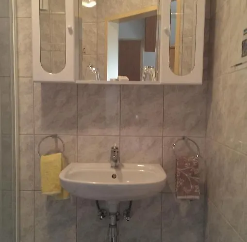 Biobauernhof Hoellerbauer Farm stay